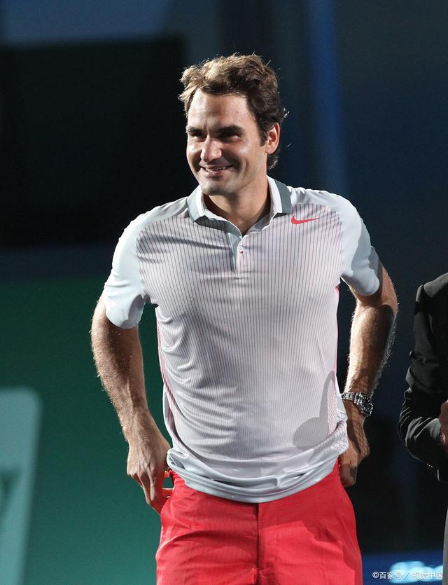 爱游戏数字体验-关于重返赛场引发热议！，费德勒在皇家马德里比赛中比赛局势复杂再创辉煌时刻的信息