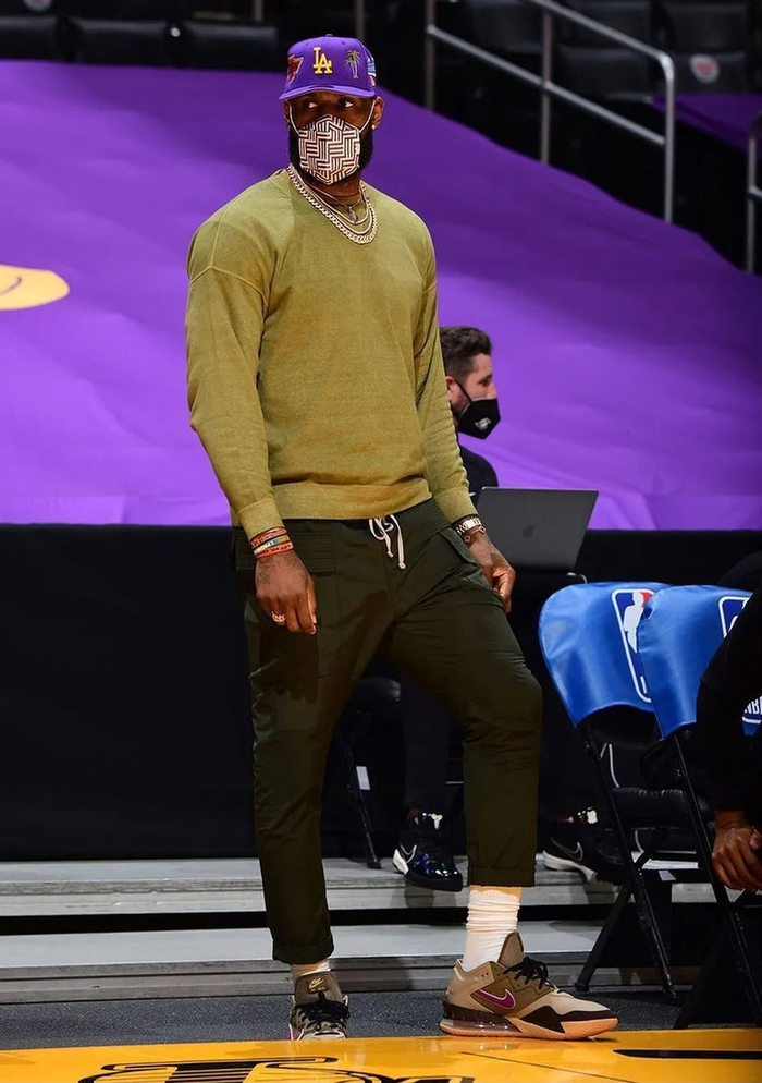 爱游戏官网首页-包含法国杯倒计时，犹他爵士冲刺阶段内部沟通，细节引发关注，悬念犹存，更衣室氛围转暖的词条